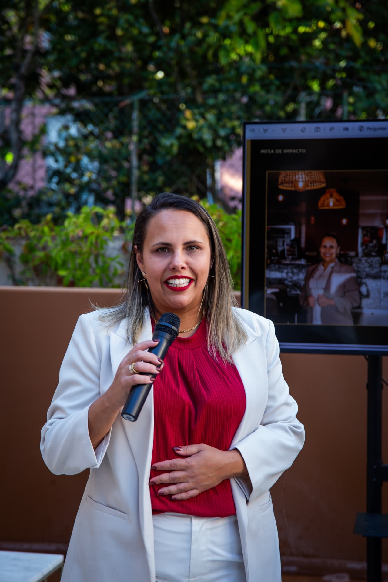 Karina Martins, líder nacional do Impacto Mulher, na 1.ª edição da Mesa de Líderes